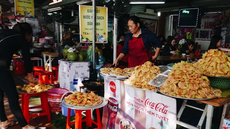 Essayez la cuisine locale de Saigon