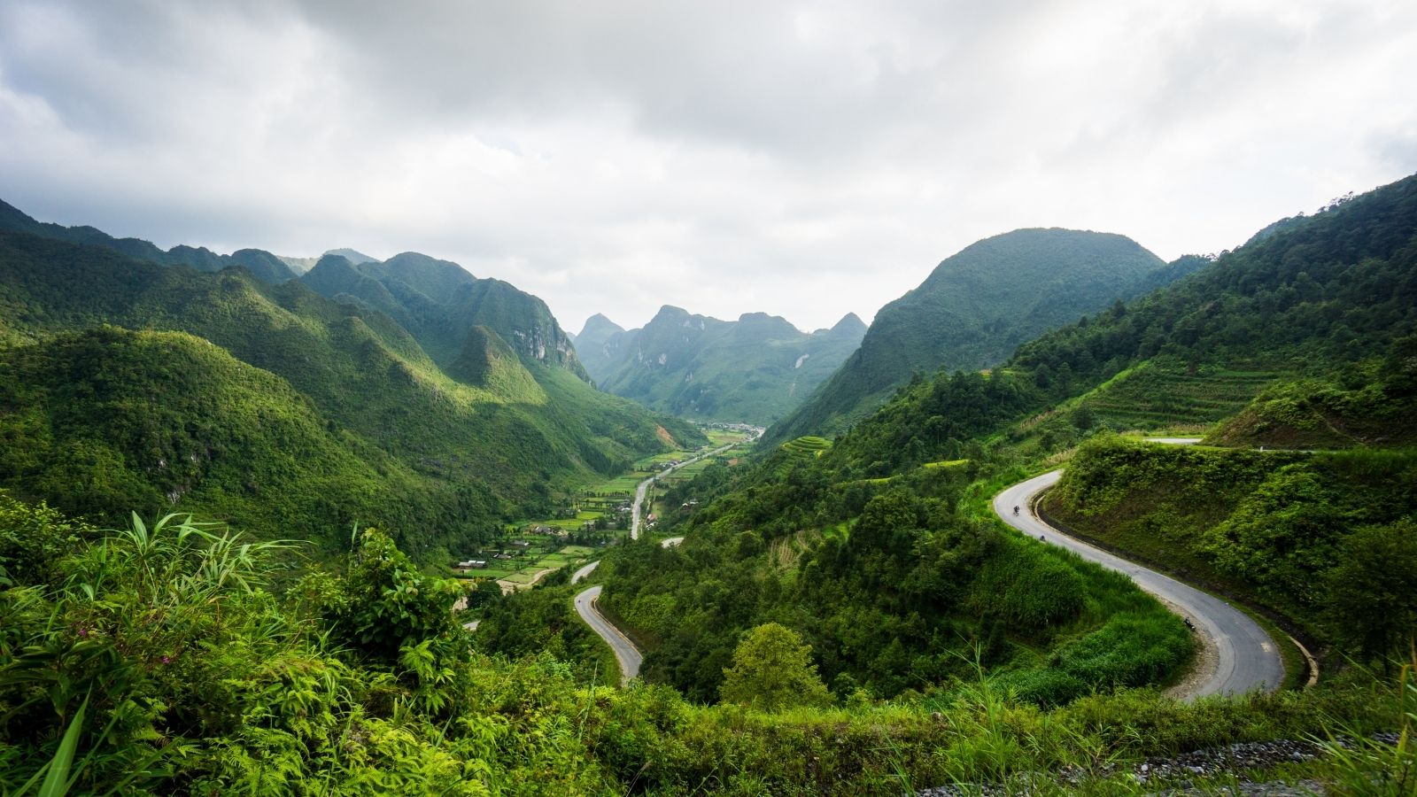 Ha Giang - des paysages passionnants et à couper le souffle