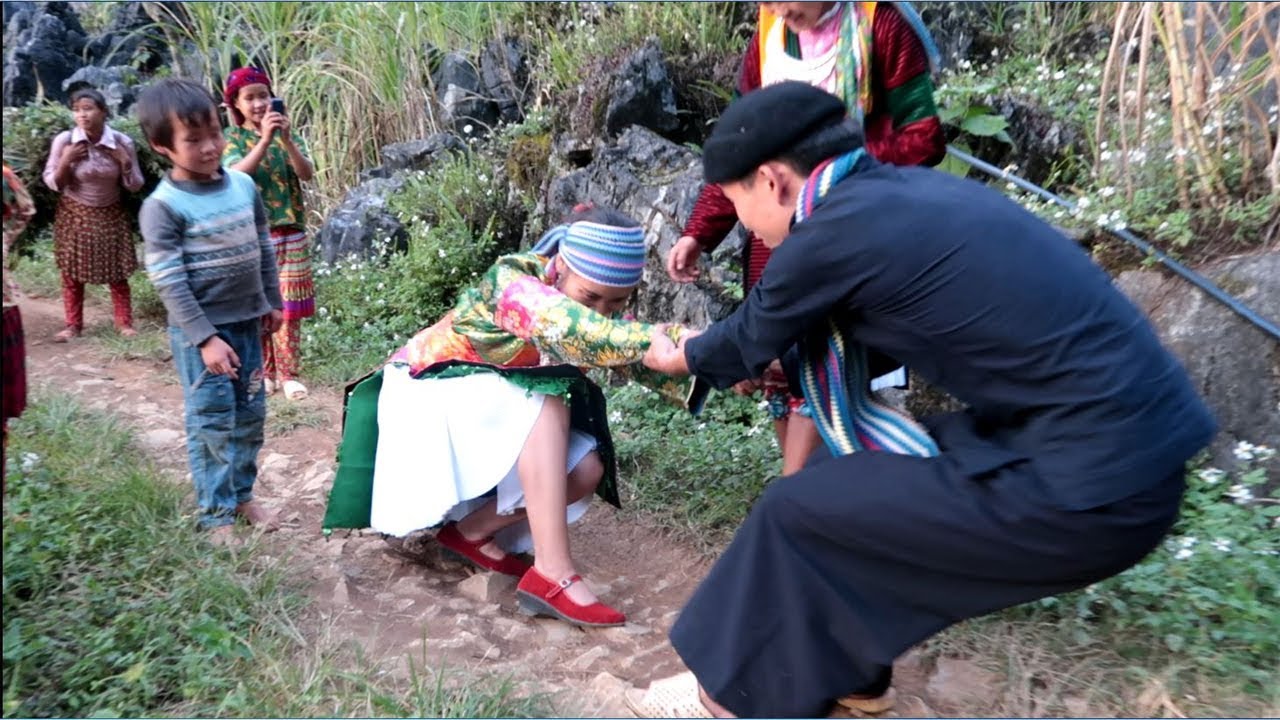 Coutumes spéciales des Hmong qui volent leurs femmes