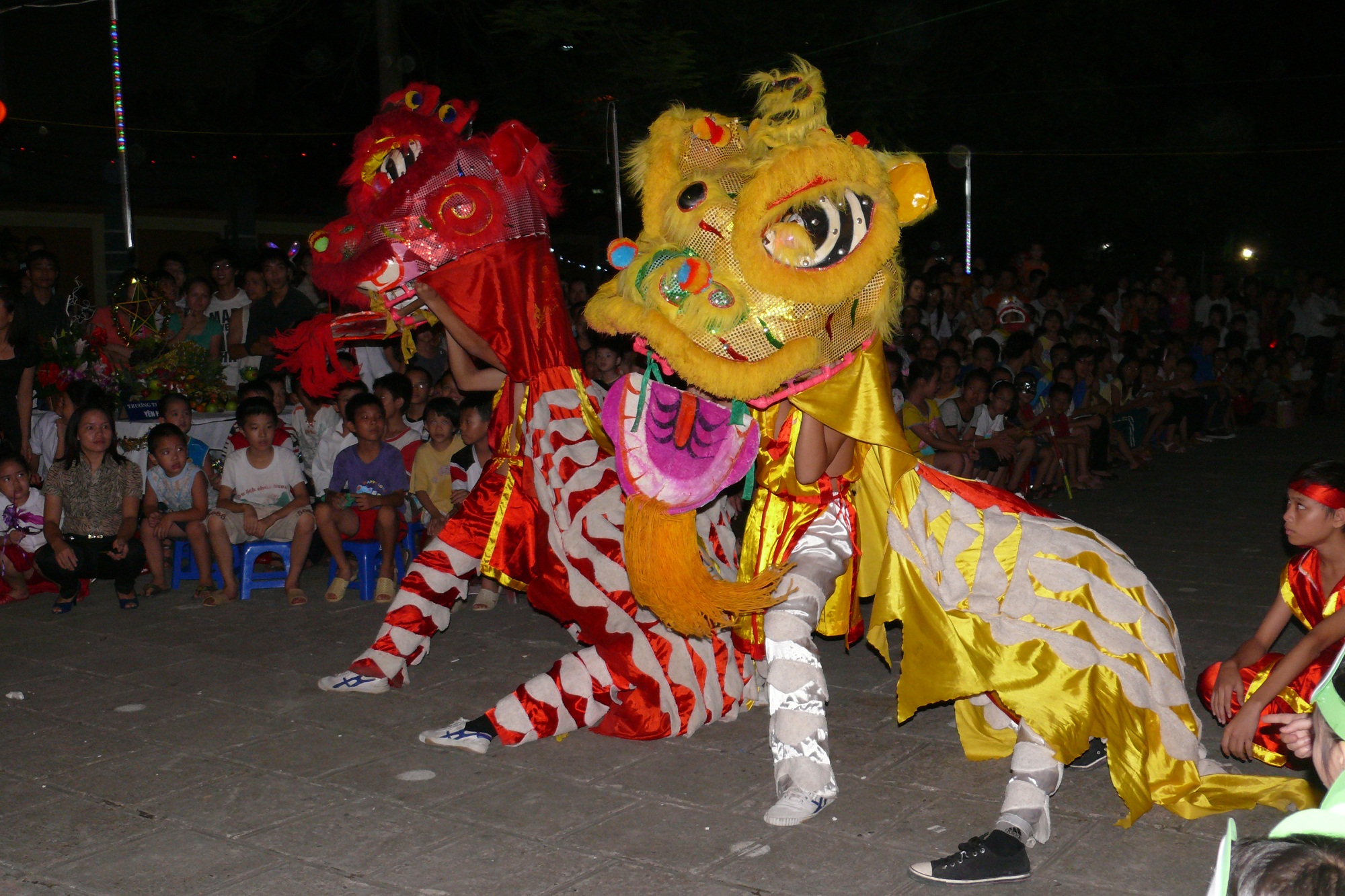Participer à la parade de danse du lion