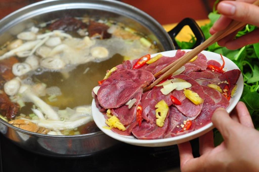 Recette du bouillon pour la fondue vietnamienne - The Perfect Mum