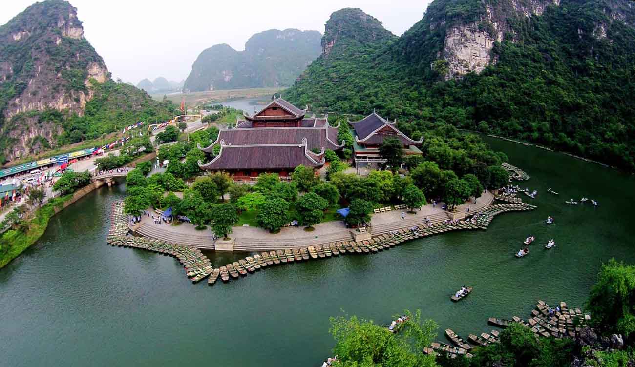 Aperçu du complexe paysager de Trang An ninh binh