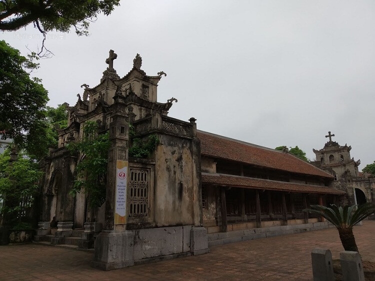 Bâtiments et structures de la cathédrale de Phat Diem
