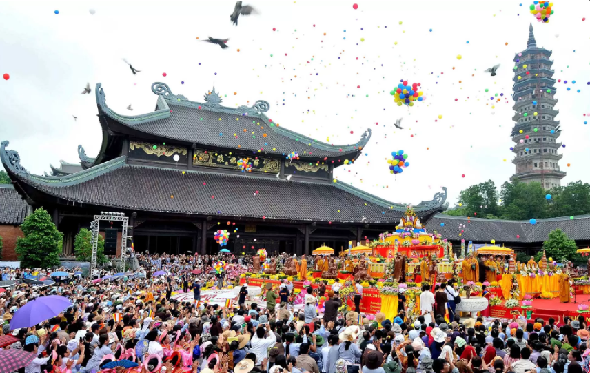 Festival de la pagode de Bai Dinh