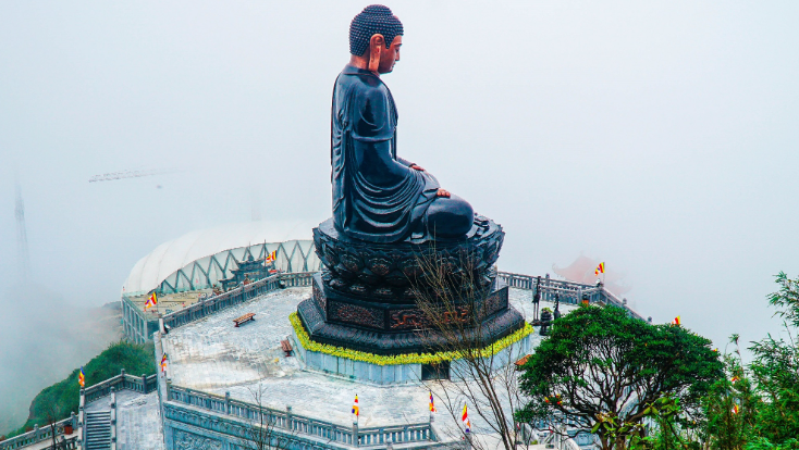 La statue géante de Bouddha