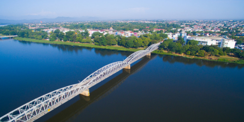 Pont Truong Tien
