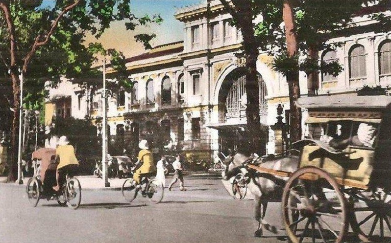 Poste centrale de Saïgon Se remémorer le passé