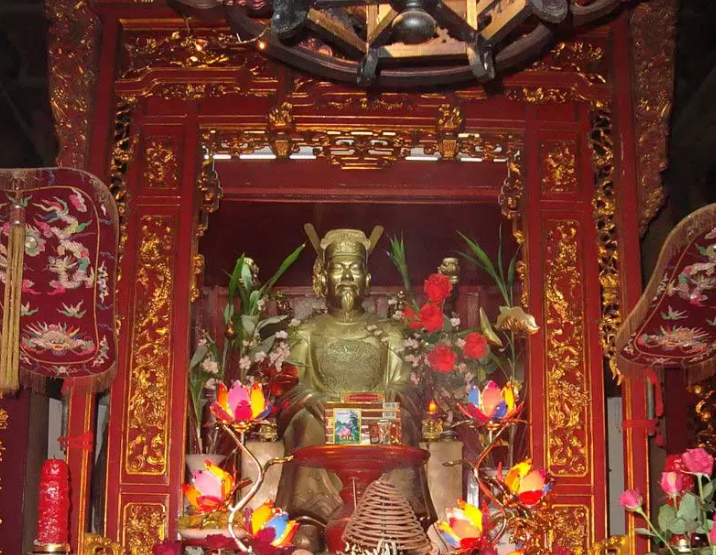 Temple Phung Hung