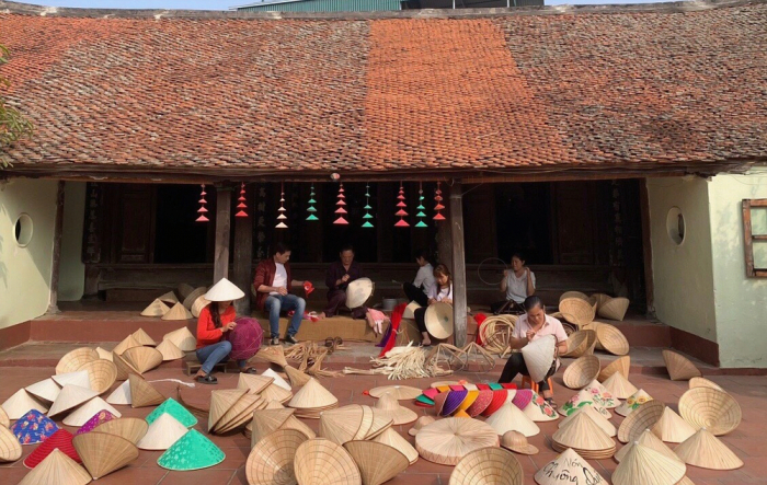 Village de Chuong - Artisanat unique de fabrication de chapeaux coniques