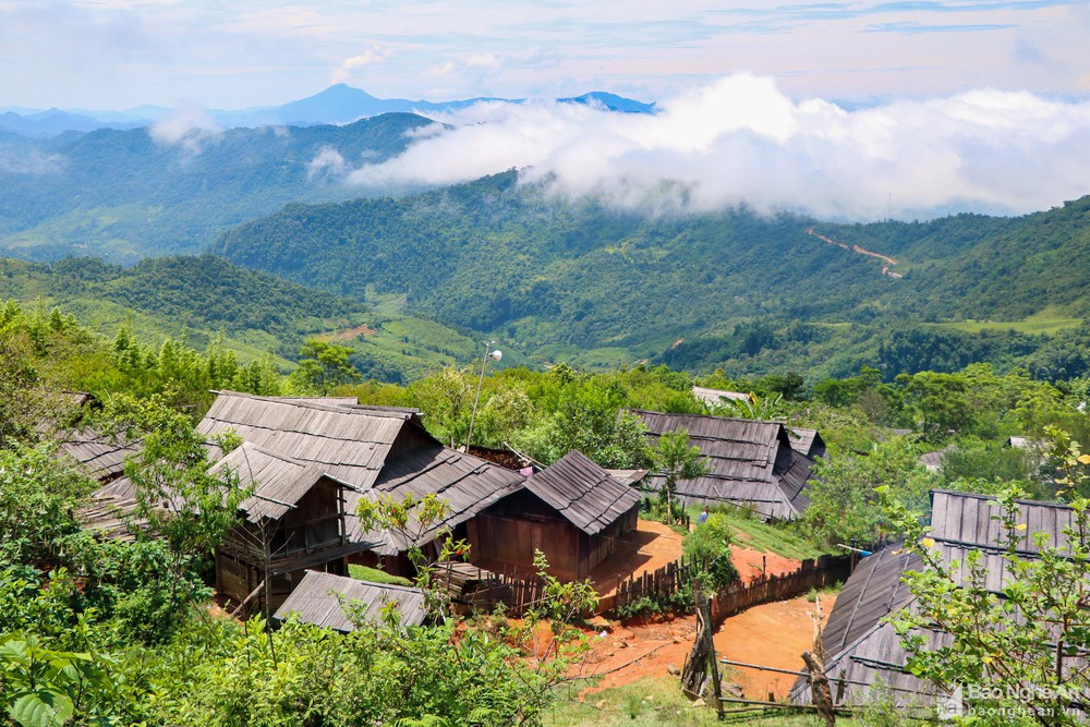 Villages de Sa Seng - Hang Da - Hau Thao (12 -15 km)