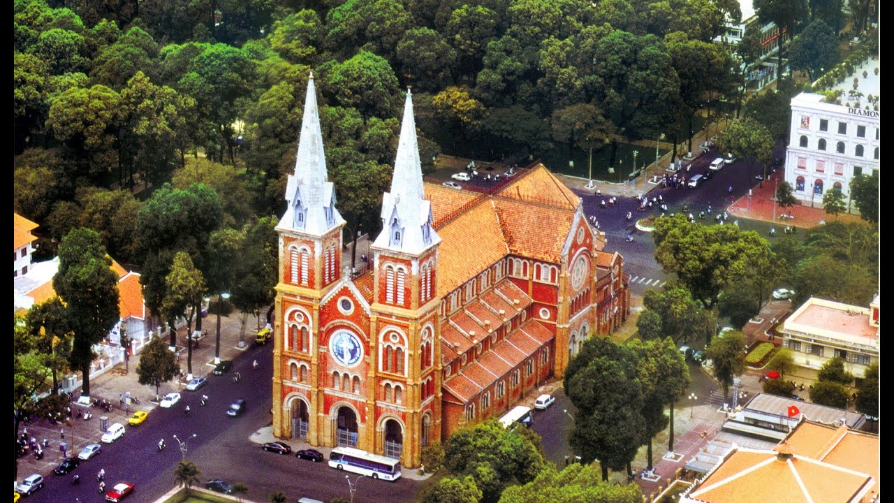 la Cathédrale de Notre Dame de Saïgon