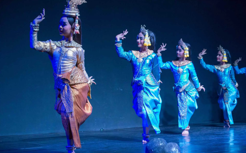 Assistez à des spectacles culturels au Cambodian Living Arts