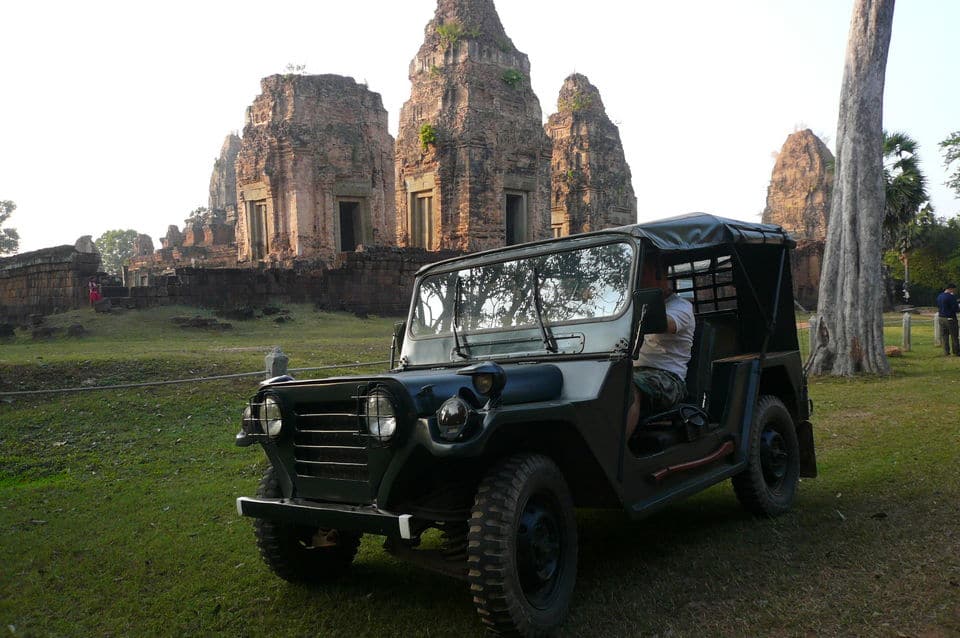 Siem Reap en Jeep. Visite d'une journée à Angkor Wat et Ta Prohm